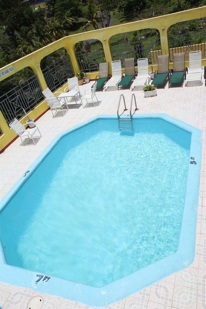 Executive Shaw Park Guest House Ocho Rios Exteriér fotografie